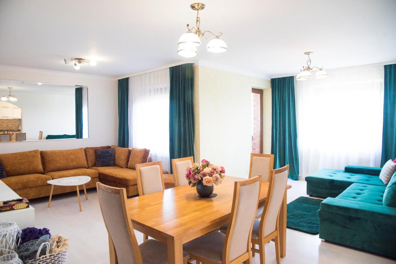 Lyra63 Large 80Sq M Top 14 Floor Šiauliai Dış mekan fotoğraf